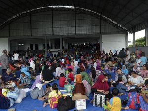 Sudah 10 Hari, Korban Tsunami Lampung Belum Berani Balik ke Rumah Sudah 10 Hari, Korban Tsunami Lampung Belum Berani Balik ke Rumah