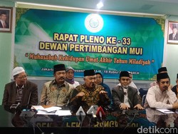 MUI Surati Kemlu Minta Dialog dengan Dubes China Soal Uighur