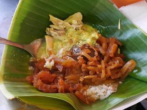 Mlekoh Gurih Nasi Ayam Semarang Ada di 5 Tempat Ini