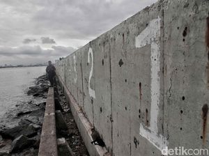 Pemerintah Siapkan Aturan buat Tanggul Laut Raksasa