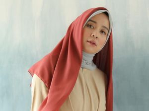Inspiratif, Hijabers Indonesia Ini Rilis Scarf Ramah Lingkungan Inspiratif, Hijabers Indonesia Ini Rilis Scarf Ramah Lingkungan