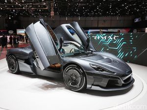 10 Mobil Tercepat Dunia Tahun 2018 10 Mobil Tercepat Dunia Tahun 2018