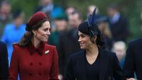 10 Trik Kate Middleton dan Meghan Markle Selalu Tampil Sempurna di Foto