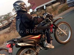 Motor Trail Entry Level Yamaha Tertangkap Kamera