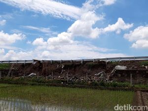 Talut Diperbaiki, Tol Salatiga-Kartasura Dibuka Satu Jalur Talut Diperbaiki, Tol Salatiga-Kartasura Dibuka Satu Jalur
