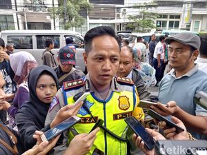 Malam Tahun Baru, Pasupati dan Jembatan Pelangi Dipagar Betis Malam Tahun Baru, Pasupati dan Jembatan Pelangi Dipagar Betis