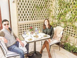 Rayakan Natal di Amerika, Shandy Aulia Bersantap di Resto Berbintang Michelin Rayakan Natal di Amerika, Shandy Aulia Bersantap di Resto Berbintang Michelin