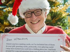 Bill Gates Jadi Santa Rahasia buat Redditor Beruntung Ini