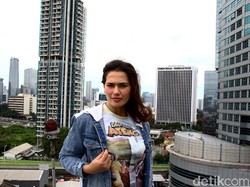 Catherine Wilson Jadi Cantik-cantik tapi Jahat di Lagi Lagi Ateng