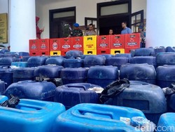 Jelang Pesta Tahun Baru, Polisi Sita Miras di Bandung