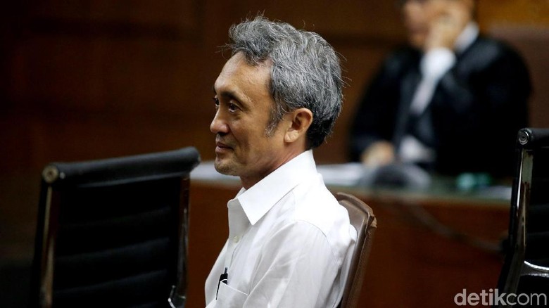 Eddy Sindoro Disebut Setujui Rp 100 Juta bagi Eks Panitera PN Jakpus Eddy Sindoro Disebut Setujui Rp 100 Juta bagi Eks Panitera PN Jakpus