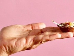 Bisa Dimakan hingga Dibuat Detail, 7 Fakta Menarik Soal Makanan Mungil