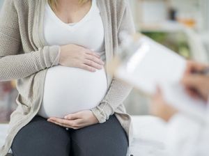 Kisah Para Wanita yang Melahirkan di Usia Lanjut, Ada yang Punya Anak di Umur 74 Kisah Para Wanita yang Melahirkan di Usia Lanjut, Ada yang Punya Anak di Umur 74