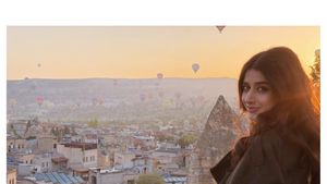 Foto: Jalan-jalannya Model Cantik Pakistan, Mawra Hocane