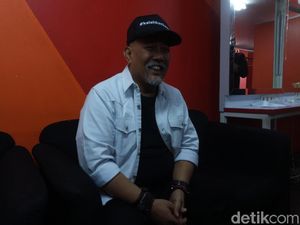 Indro Warkop Sudah Negatif COVID-19, Berhasil Melewati Masa Sulit Indro Warkop Sudah Negatif COVID-19, Berhasil Melewati Masa Sulit