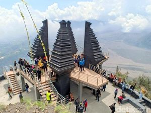 Bromo Masih Tutup, yang Ngebet Liburan Bisa ke Seruni Point Bromo Masih Tutup, yang Ngebet Liburan Bisa ke Seruni Point