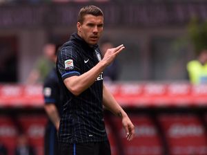 Bisnis Kebab Lukas Podolski Ternyata Lebih Cuan Ketimbang Main Bola