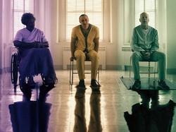 Glass: Penantian yang Mengecewakan