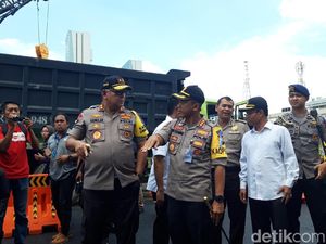 Polisi Naikkan Status Kasus Jalan Gubeng Ambles Jadi Penyidikan Polisi Naikkan Status Kasus Jalan Gubeng Ambles Jadi Penyidikan