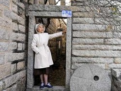 Ini Nenek 73 Tahun yang Keliling Dunia Sendirian, Bikin Millennial Salut