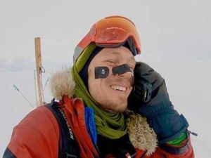 Pria Amerika Berhasil Kelilingi Antartika Seorang Diri dalam 54 Hari