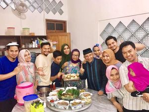 Ngemil Es Krim di London dan Makan Bersama Amin Rais, Ini Gaya Makan Mumtaz Rais