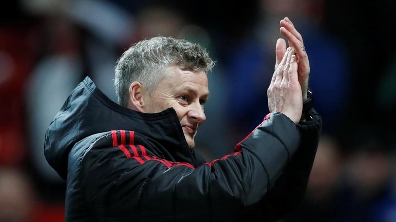 Abaikan soal Catatan Matt Busby, Solskjaer Cuma Mau Terus Menang Abaikan soal Catatan Matt Busby, Solskjaer Cuma Mau Terus Menang