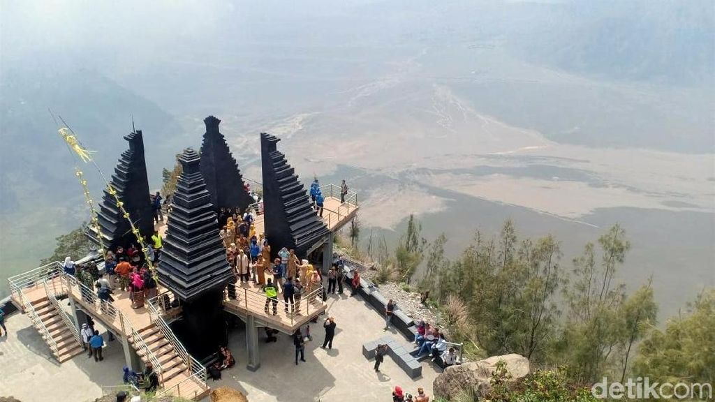Foto: Tembok Besar China ala Bromo Foto: Tembok Besar China ala Bromo
