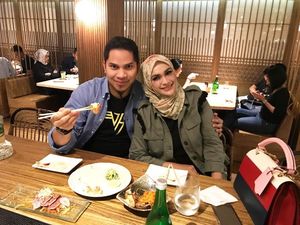 Momen Kuliner Istri Kembaran Ifan Seventeen hingga Putra Amien Rais, Mumtaz Rais Momen Kuliner Istri Kembaran Ifan Seventeen hingga Putra Amien Rais, Mumtaz Rais