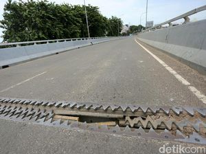 Fakta Flyover Rawa Buaya Renggang karena Overload Fakta Flyover Rawa Buaya Renggang karena Overload