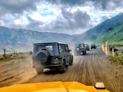 Menjelajah Daendels dengan Jip Peninggalan Perang Dunia II