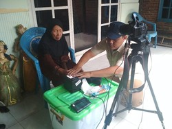 Dispendukcapil Trenggalek Jemput Bola Perekaman e-KTP