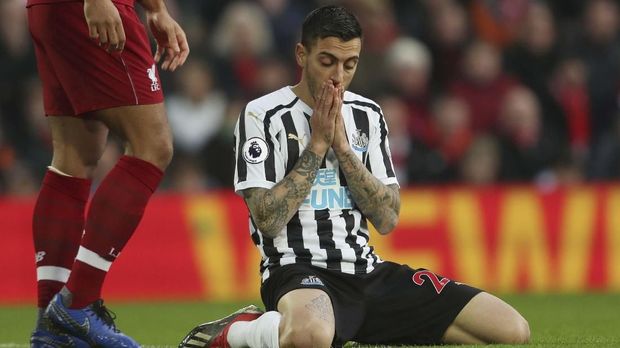 Newcastle berusaha menjegal Manchester United yang tengah berada dalam kondisi bagus.