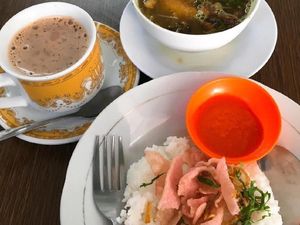 Icip-icip Soto Padang Legendaris di Pasar Baru