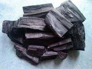 Pilih Arang yang Tepat Agar Dapatkan Api Bakaran Bagus Pilih Arang yang Tepat Agar Dapatkan Api Bakaran Bagus