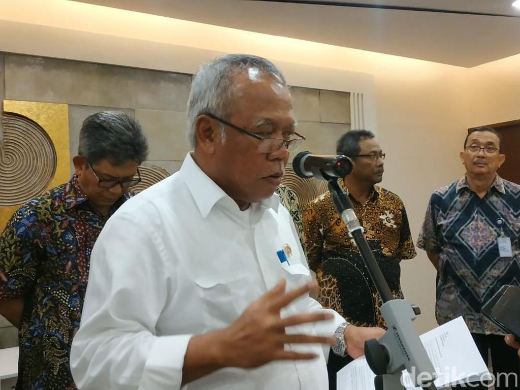 Menteri PUPR Pikir-pikir Beri Bantuan Hukum ke Pejabat yang Kena OTT Menteri PUPR Pikir-pikir Beri Bantuan Hukum ke Pejabat yang Kena OTT