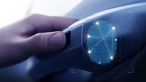 Canggih Menyalakan Mobil Pakai Sidik Jari