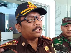 Ada Toko Jual Buku Paham Komunis di Kediri, Kejaksaan: Akan Dikaji Ada Toko Jual Buku Paham Komunis di Kediri, Kejaksaan: Akan Dikaji