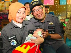 Cerita Ridwan Kamil & Istri Beri Nama Bayi di Pengungsian
