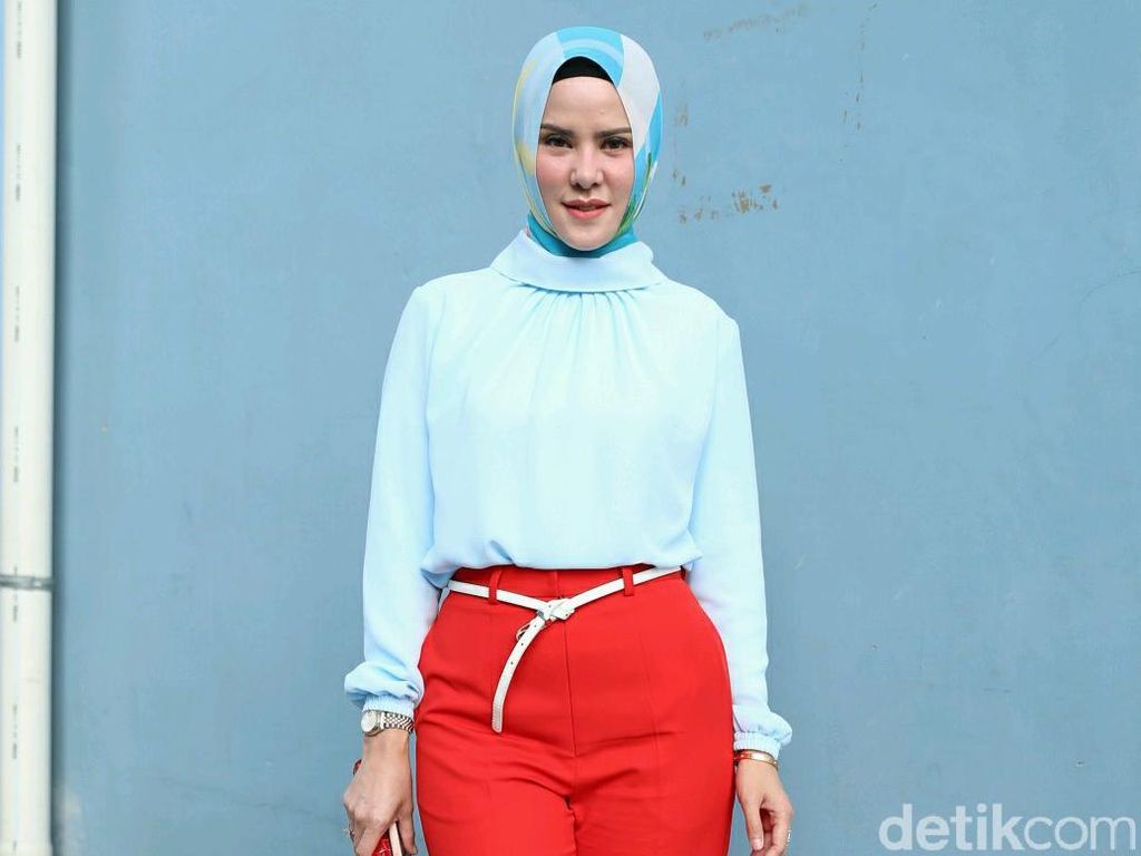 Lebih Santai, Alasan Angel Lelga Bergaya Busana Ketat Lebih Santai, Alasan Angel Lelga Bergaya Busana Ketat