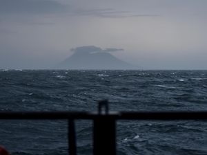 PVMBG: Semburan Gas Beracun Anak Krakatau Tak Mencapai Pemukiman PVMBG: Semburan Gas Beracun Anak Krakatau Tak Mencapai Pemukiman