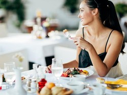 Saat Usia Bertambah, Seringlah Konsumsi 5 Makanan Enak Ini