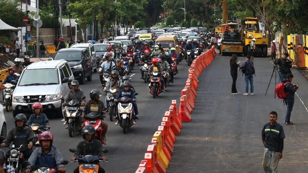 Hore! Jalan Gubeng Sudah Dibuka Lagi Hore! Jalan Gubeng Sudah Dibuka Lagi
