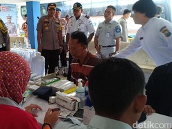 Dites Urine, Sopir Bus di Kediri Malah Keluhkan Darah Tinggi