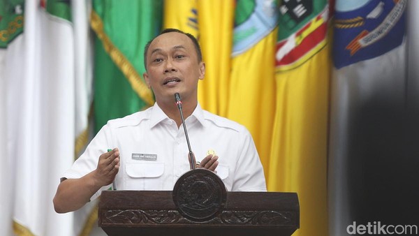 Zudan Arif Fakrulloh Zudan Arif Fakrulloh