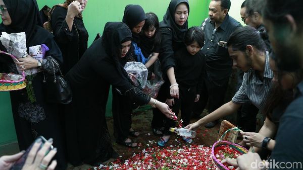 Selamat Jalan Dian Pramana Poetra