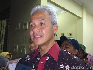 Ada Perusakan Nisan di Magelang, Gubernur Ganjar: Laporkan Polisi