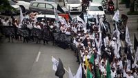 Solidaritas untuk Muslim Uighur, Ormas Islam Surabaya Geruduk Konjen China