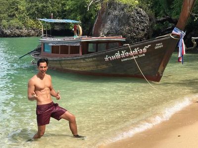 Foto: Petualangan Richard Kyle dan Syamsir Alam di Krabi