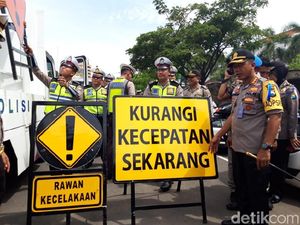 Amankan Malam Pergantian Tahun di Surabaya, 2.500 Personel Diterjunkan